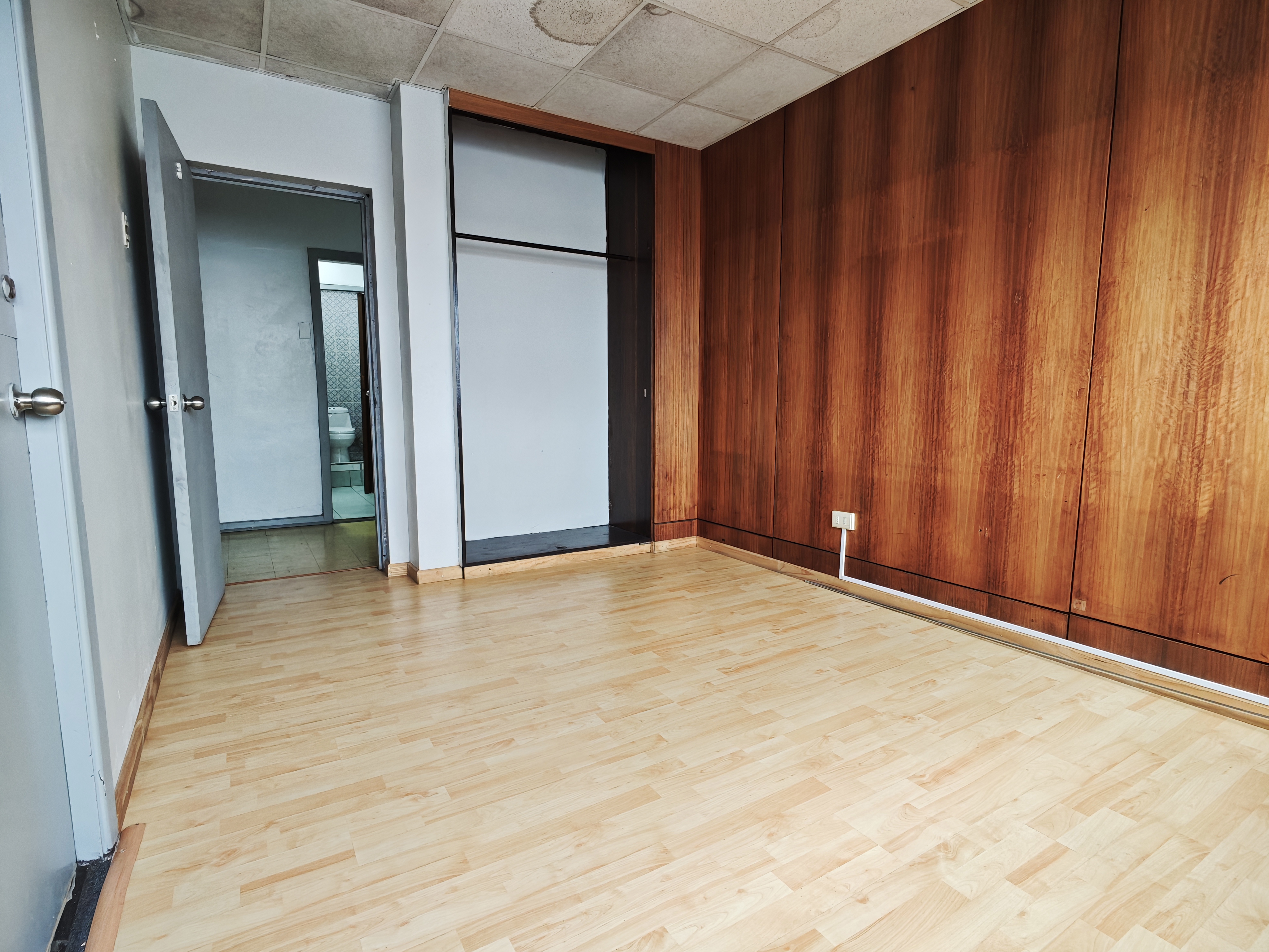 Oficina privada 03 — fotografía 2