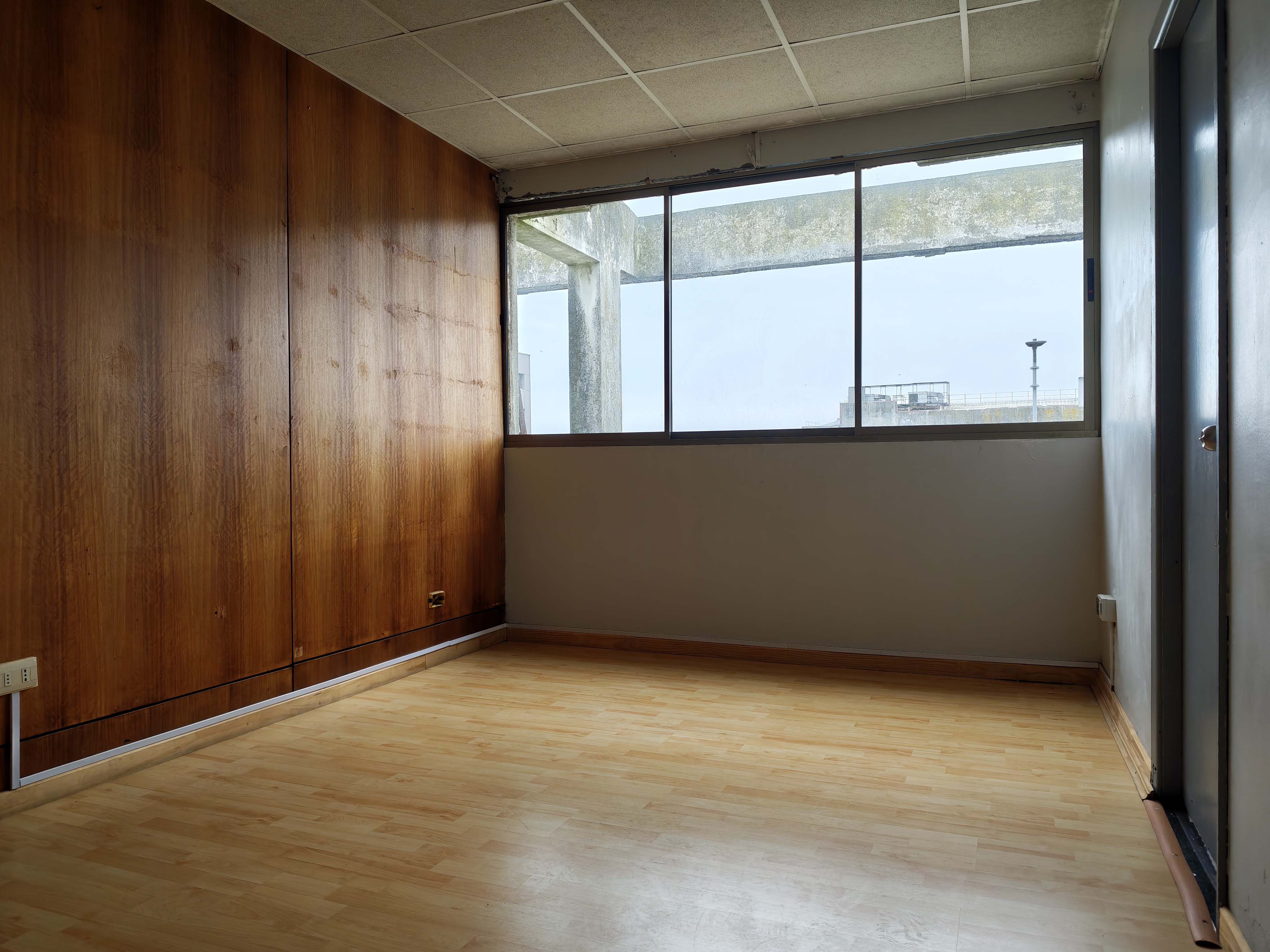 Oficina privada 03 — fotografía 3